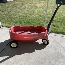 Radio Flyer Wagon -seats 2