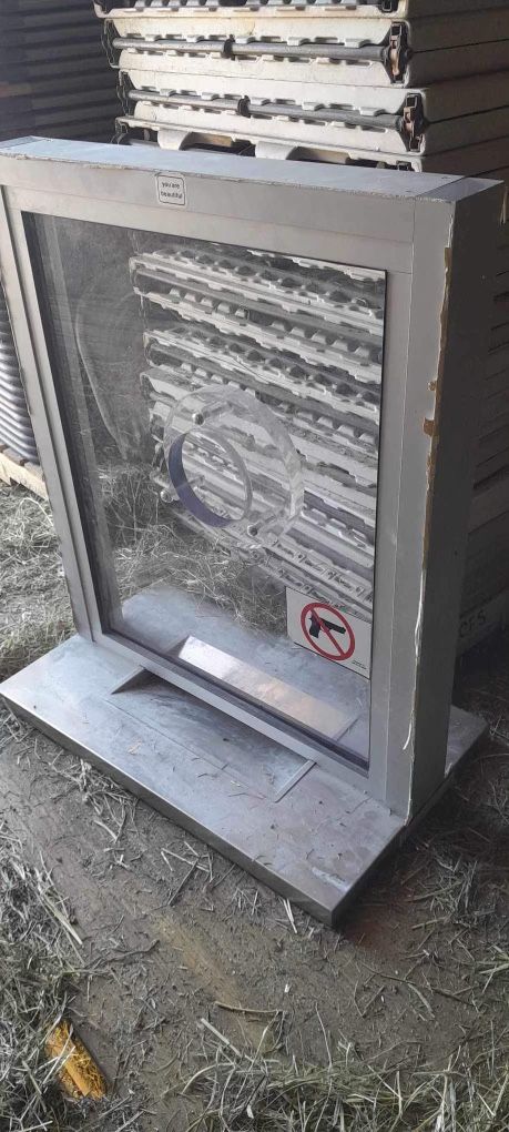 Bulletproof cashier window