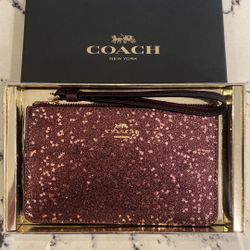 New Coach Wristlet Wallet