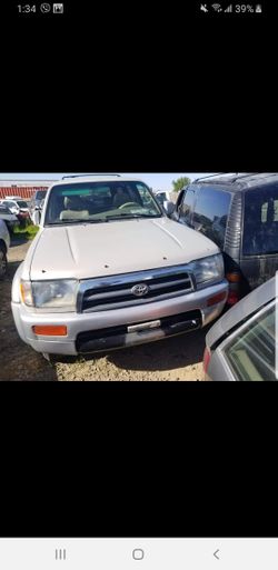 1998 4runner parts car