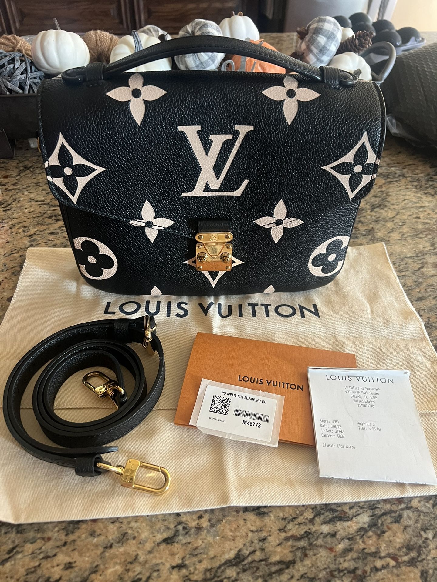 Louis Vuitton Pochette Métis