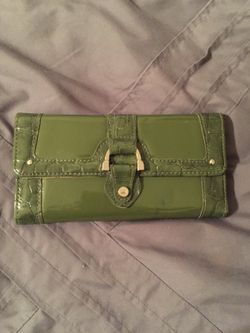 Green wallet