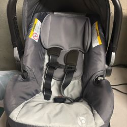 Babytrend car Seat ( Manufactured On 2025)