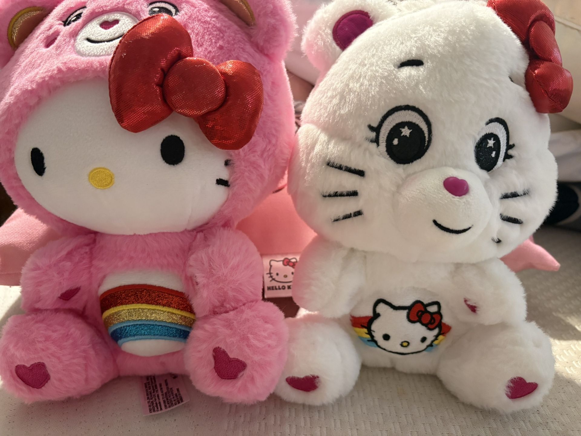 Hello kitty x care bear
