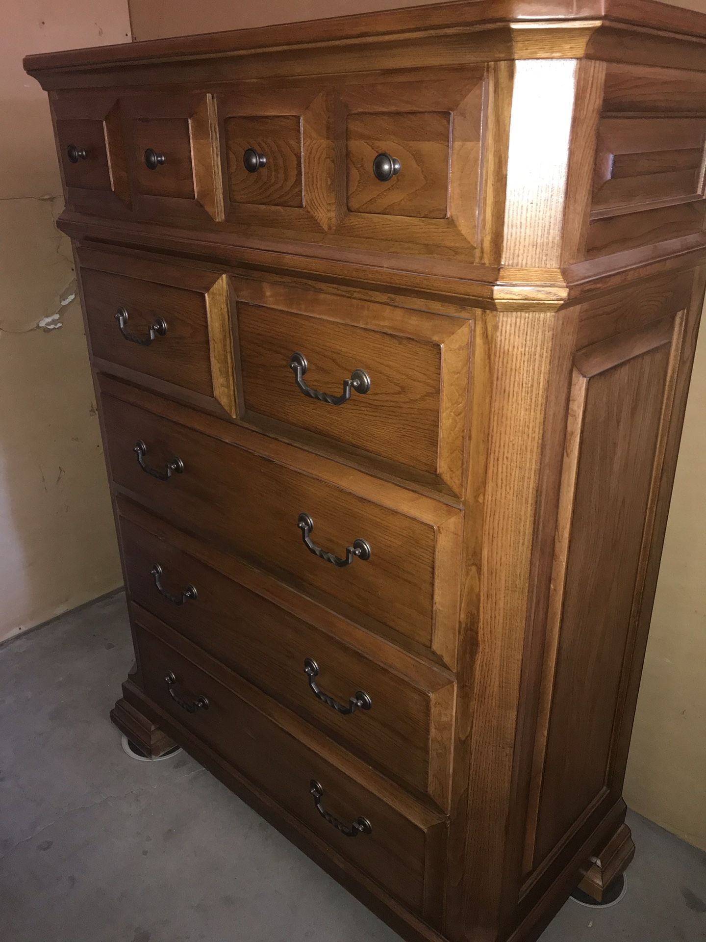 Haverty’s Bedroom set