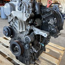 PRICE REDUCED 2.4L Hyundai Engine