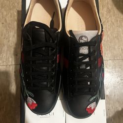 Gucci Ace Floral Black embroidered Size 7 Men’s 