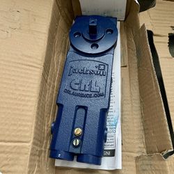 CRL Jackson® Adjustable Spring, Spindle Height 7/8”, 90º No Hold Open (20104M19)