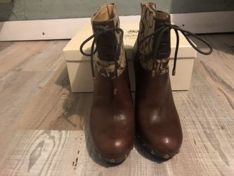 Coach boots