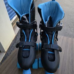 Roller Skates ( YES It's Available)