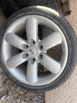 18 Inch Nissan 6 Lug Rims 2 only