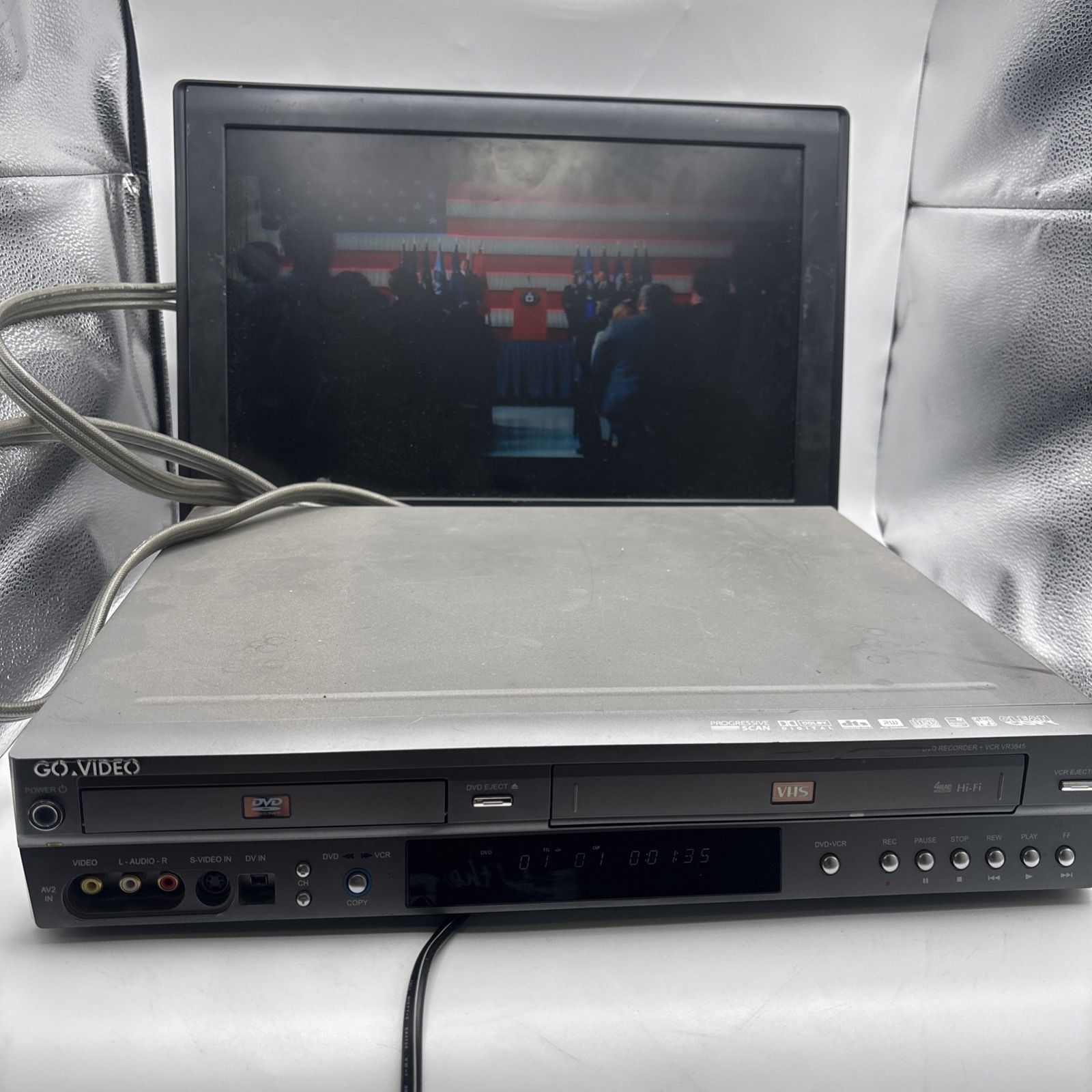 GO VIDEO DVD Recorder DVD/VCR Combo Player VR3845 with Remote - Tested & Working