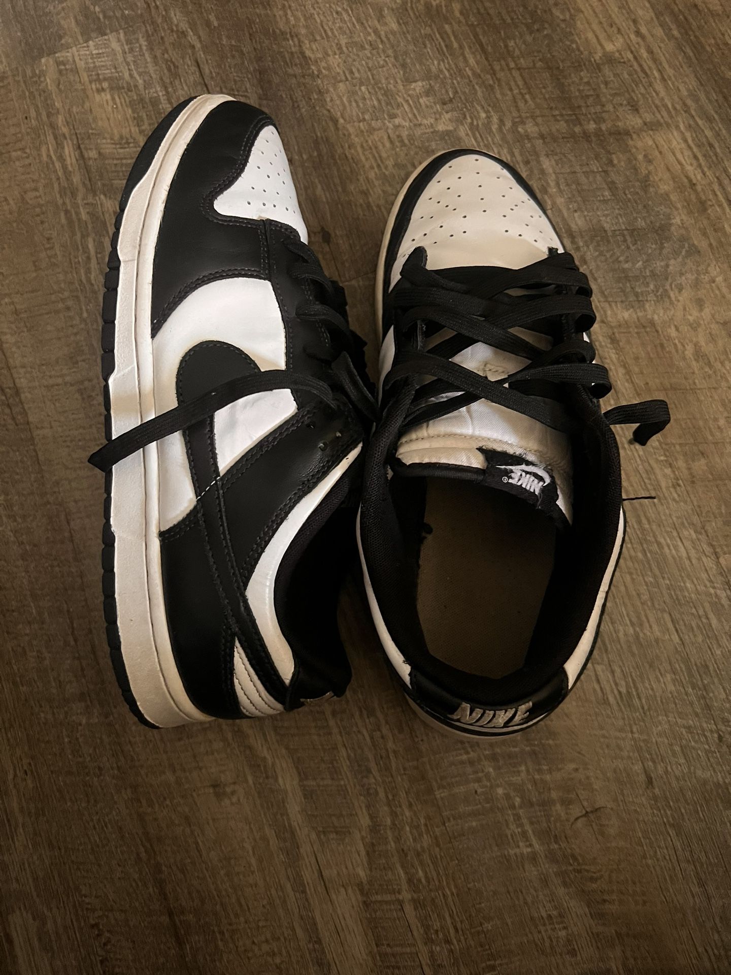 Nike Panda Dunks 