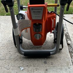 Husqvarna Pressure wash 2,000 Psi No Hose Like New 