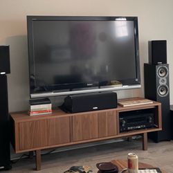 Sony TV & Polk Audio Surround Sound 
