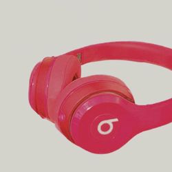 Hot Pink Beats Wired 