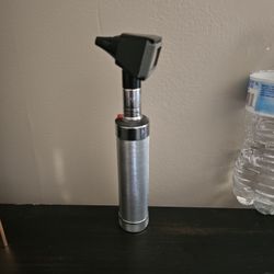 Otoscope 