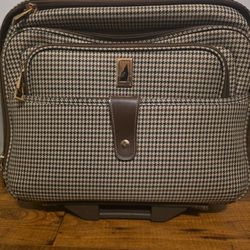 London Fog Duffle Bag