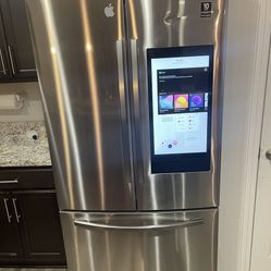 Samsung Family Hub Stainless Steel Refrigerator 28 Cubic Ft