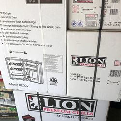 Lion Premium Grills BBQ Bundle