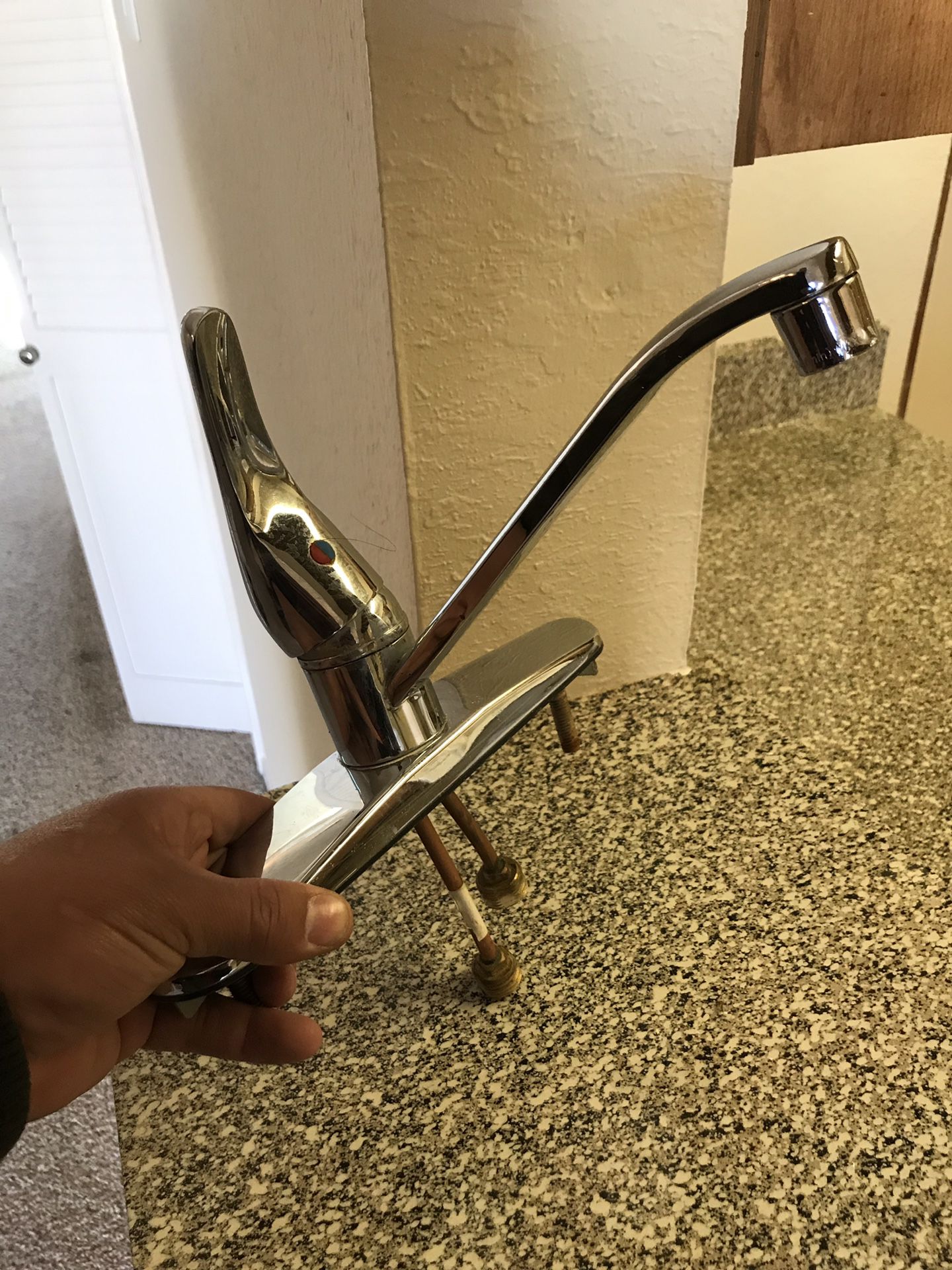 Faucet for kitchen