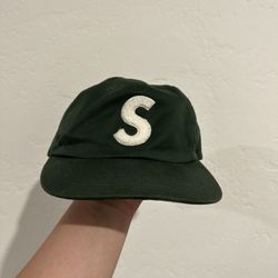 Supreme Hat 