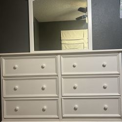 white dresser w mirror 