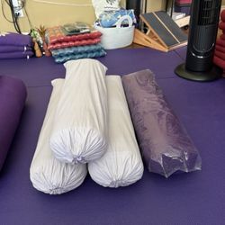 Pranayama Yoga Bolster- Excellent Condition With Washable Cover