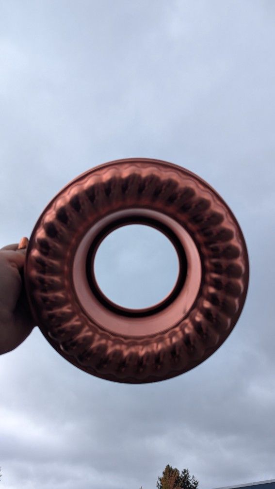 Vintage Copper Bundt / Ring Mold