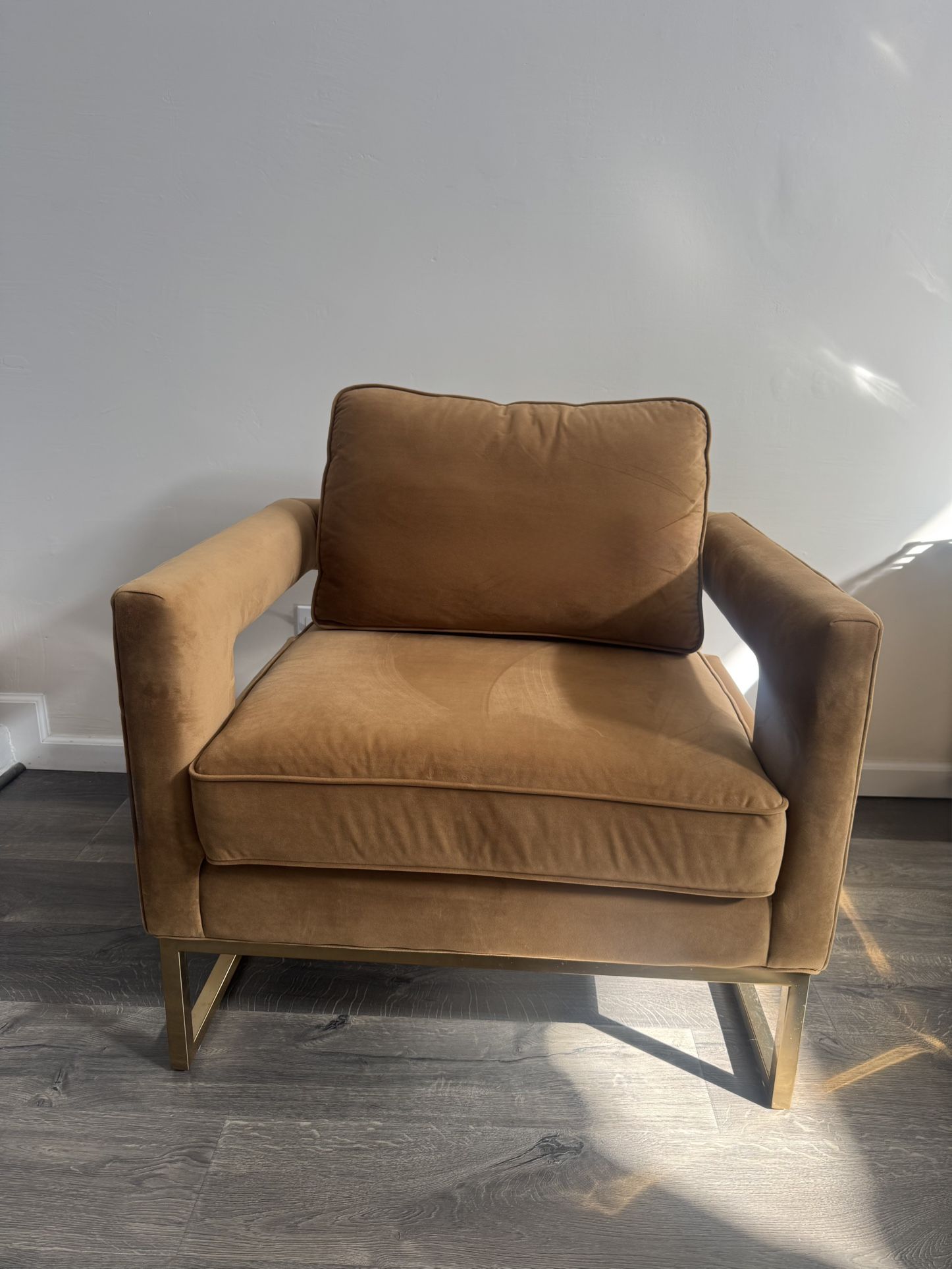 Isabel Velvet Armchair 
