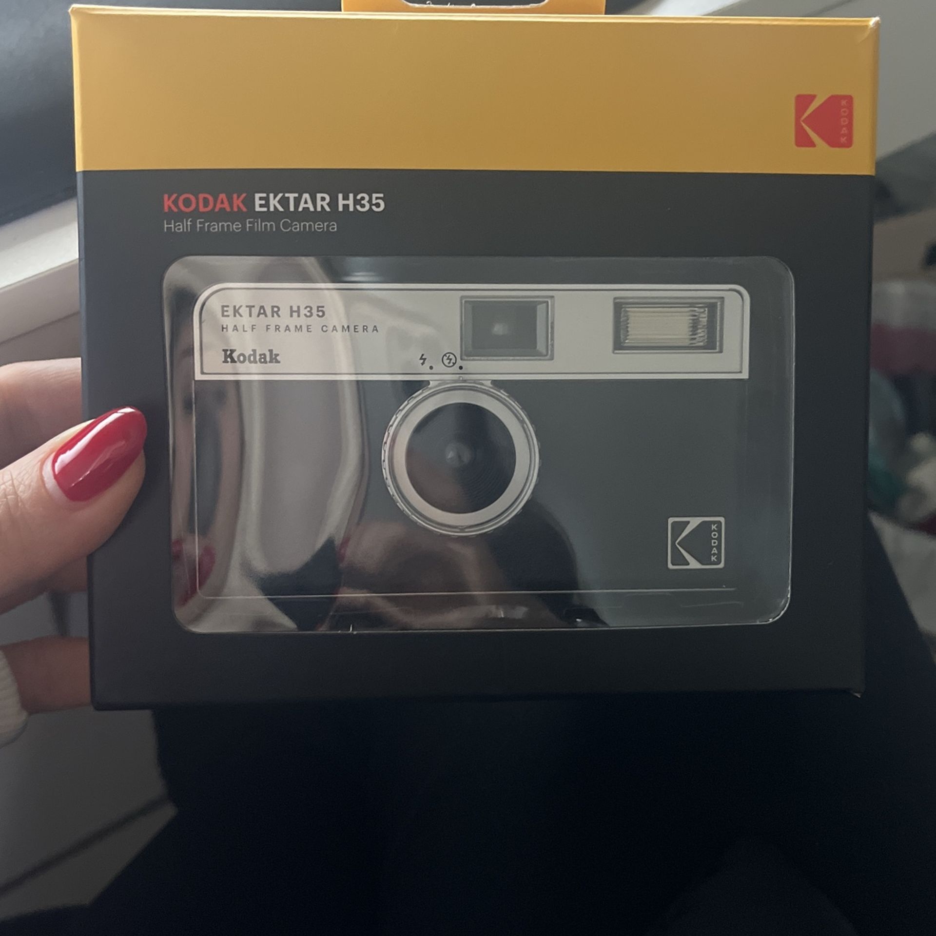 KODAK EKTAR H35 Half Frame Film Camera