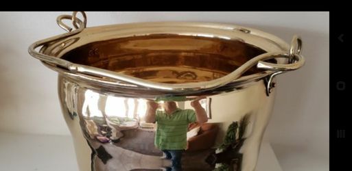 Vintage shinny brass bucket with revit handle