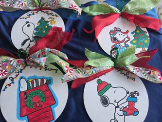 Snoopy ornaments