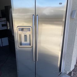 Refrigerator Stainless Steel 30 Day Warranty 