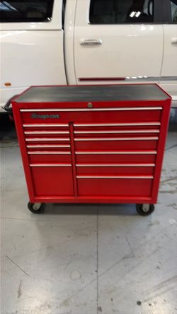 SNAP ON TOOL BOX