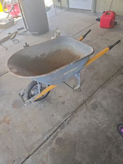 Wheel barrel