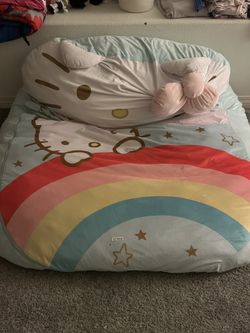 Hello Kitty Lounge Seat With Zipper