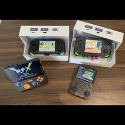 Handheld Arcade With Over 5000 Games