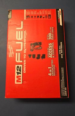 Milwaukee FUEL 12V 4-in-1 Installation Drill Driver Kit 4-Tool Heads Brand New No Low Offers / Trades. Price is Firm. Meet up in Burien Yes Available