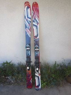 K2 HARDSIDE WIDE Parabolic Shaped Snow Skis 174cm MINT COND USED 3X
