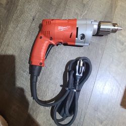 Milwaukee 5.5 Amp 1/2 Magnun Hole Shooter
