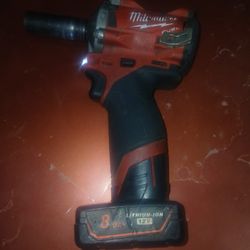 Milwaukee Brushless Impact Wrench W/ Battery