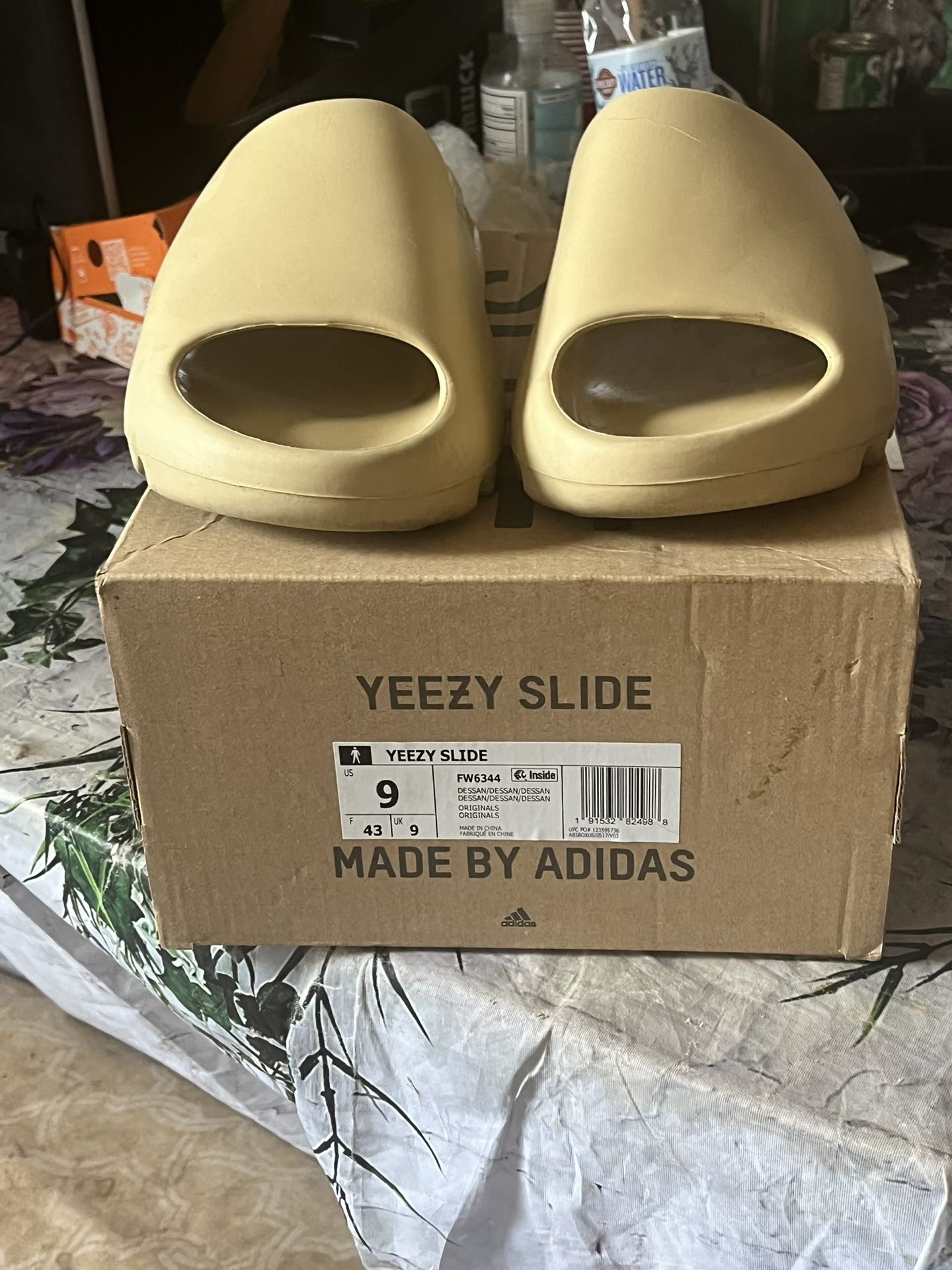 Yeezy Slide Desert Sand