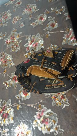 Rawlings 11inch Glove