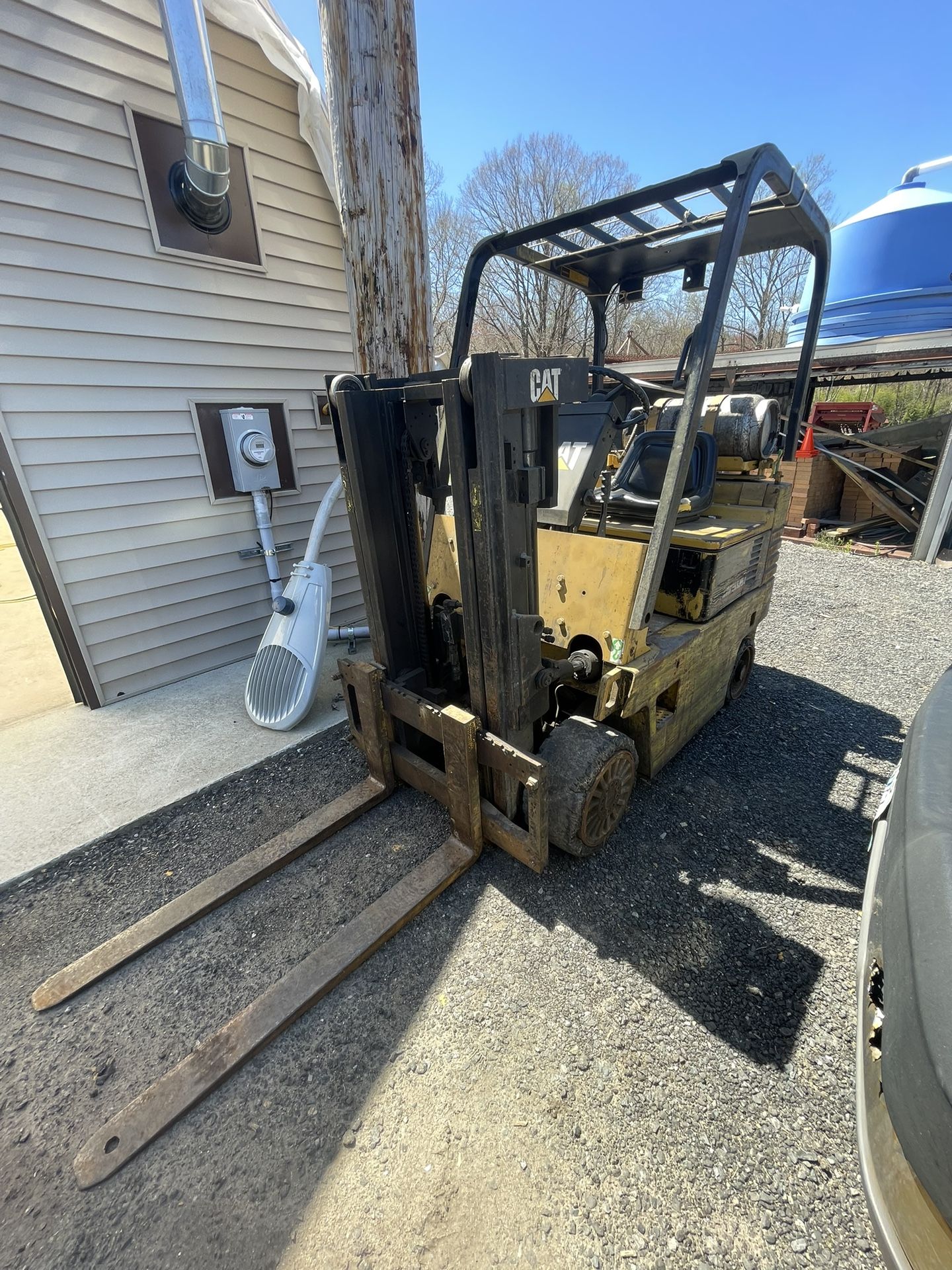 1993 Caterpillar T50E 5000 LB Forklift 