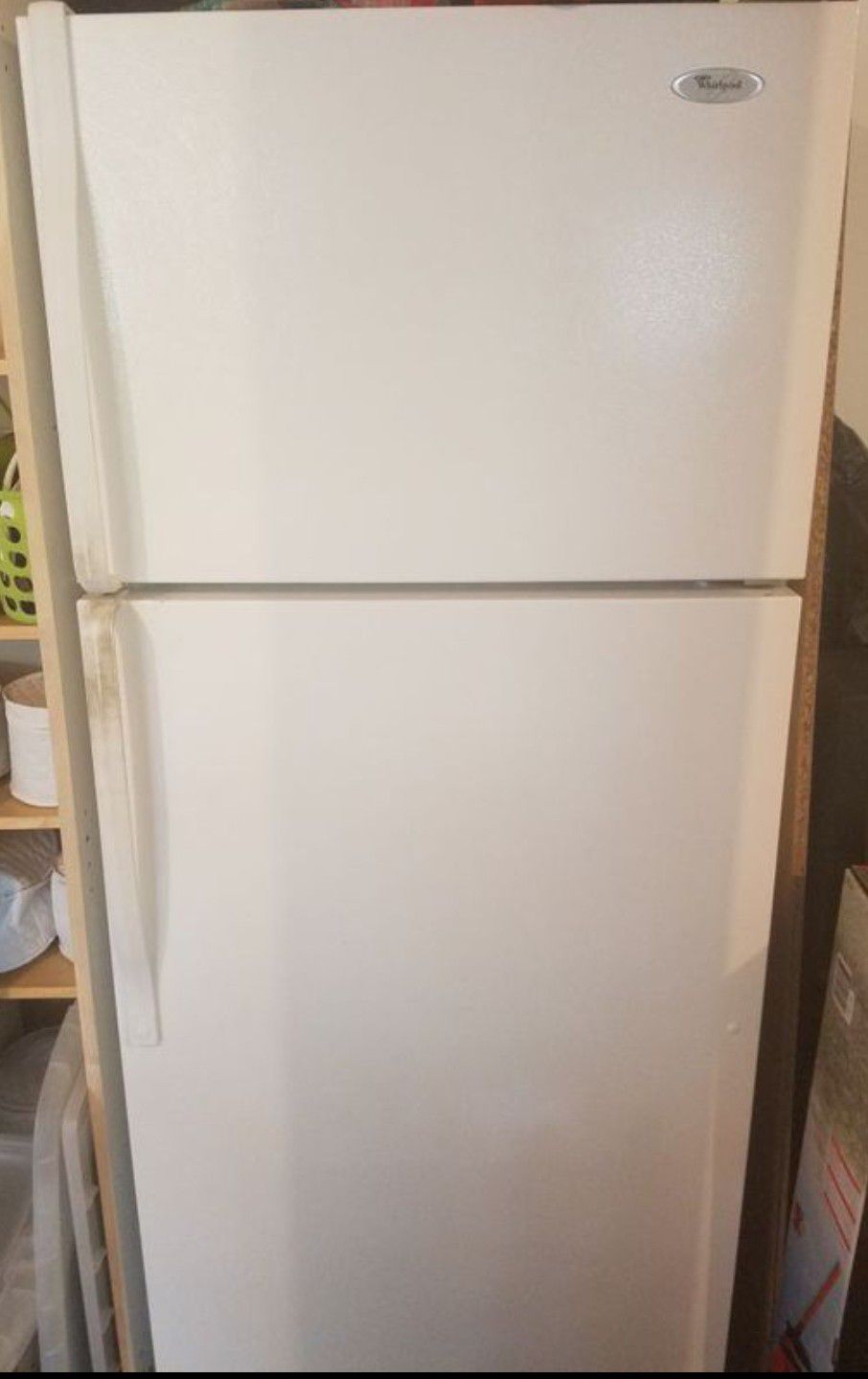 18'cu. Whirlpool refrigerator-freezer