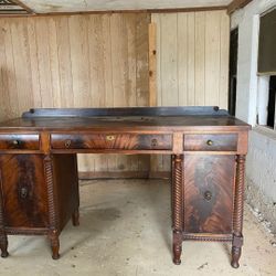 Vintage Traditional English-Style Sideboard And Mirror.