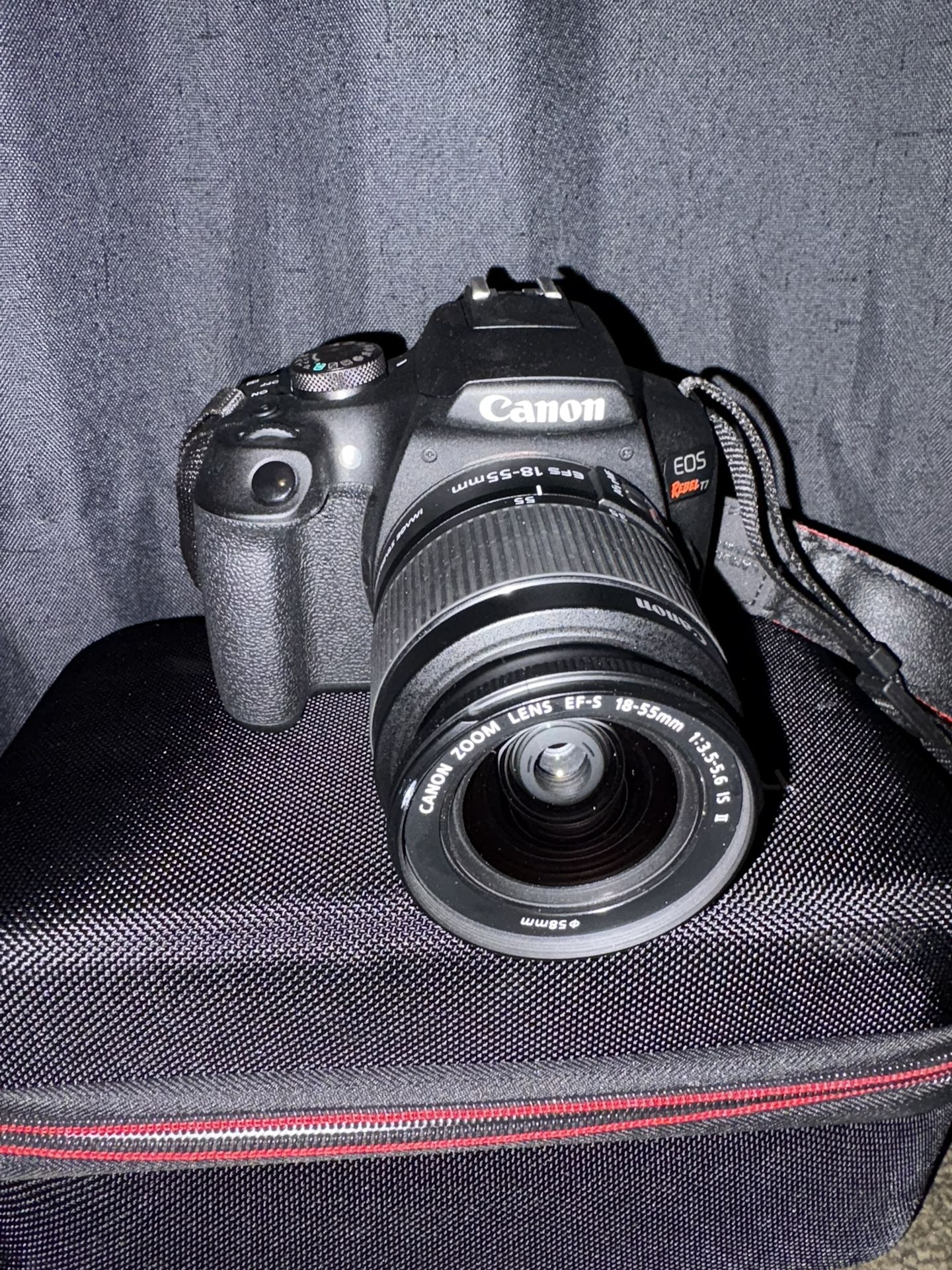 Nikon cannon Rebel T7