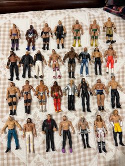 WWE figures 30 pieces