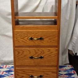 OAK 3 DRAWER 2 Shelf End Table/Nightstand